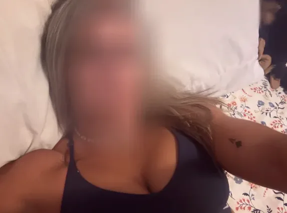 Aurora, 34