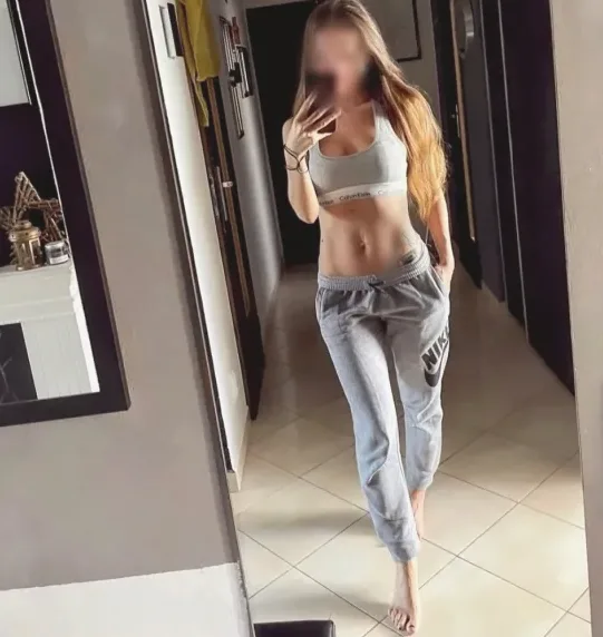 Marika, 28