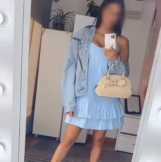 Nella, 40