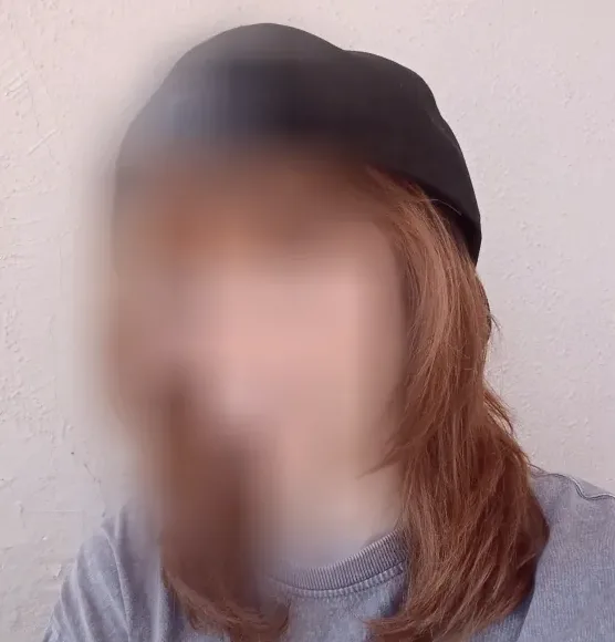Sara, 27