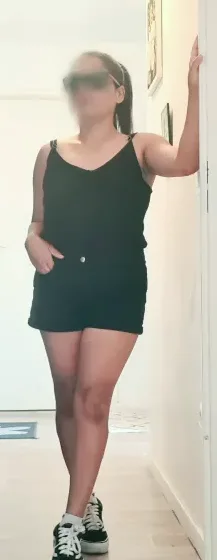 Sari, 38