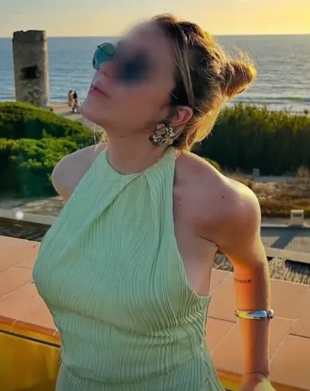 Susanna, 38