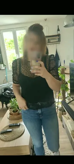 Susanna, 34